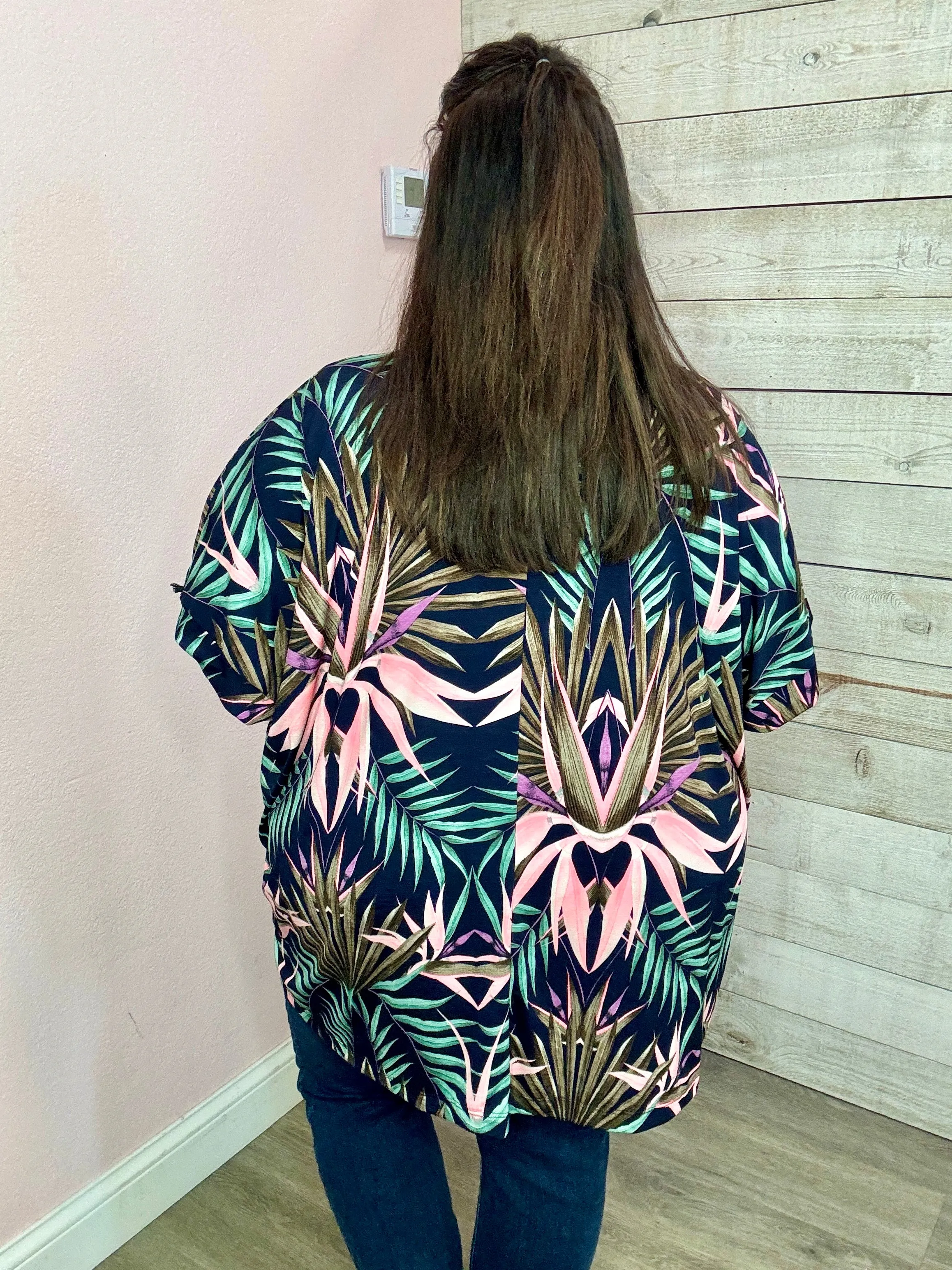 "Be Right There" Floral Kimono *FINAL SALE*