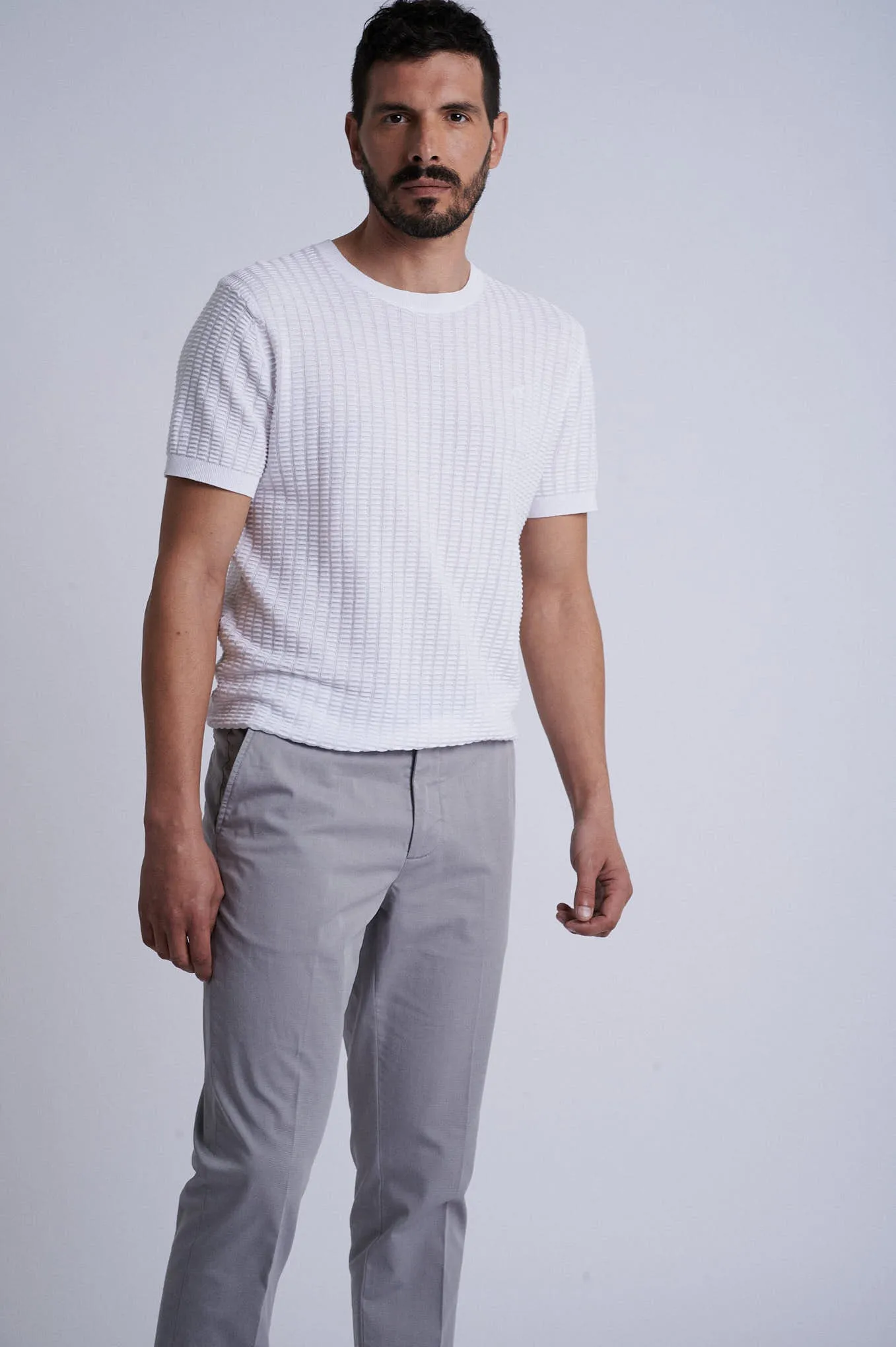 Slim fit cotton rayon structure chino